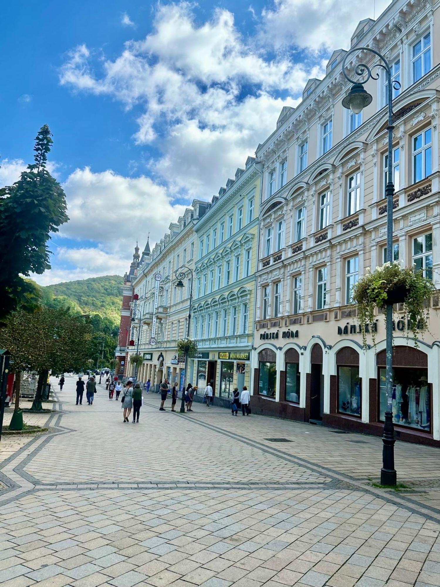 Apartment Th Karlowe Wary Zewnętrze zdjęcie